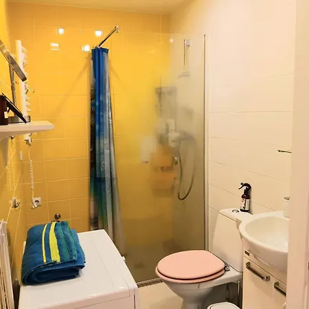 דירה Good Price, Location, Self Check-in, Tidy Cozy Flat *